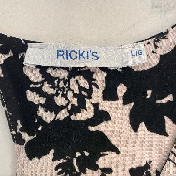 Ricki's - Printed & Textured , Sleeveless top, peplum-style, Black/Rose - Size L - Picture 2 of 10